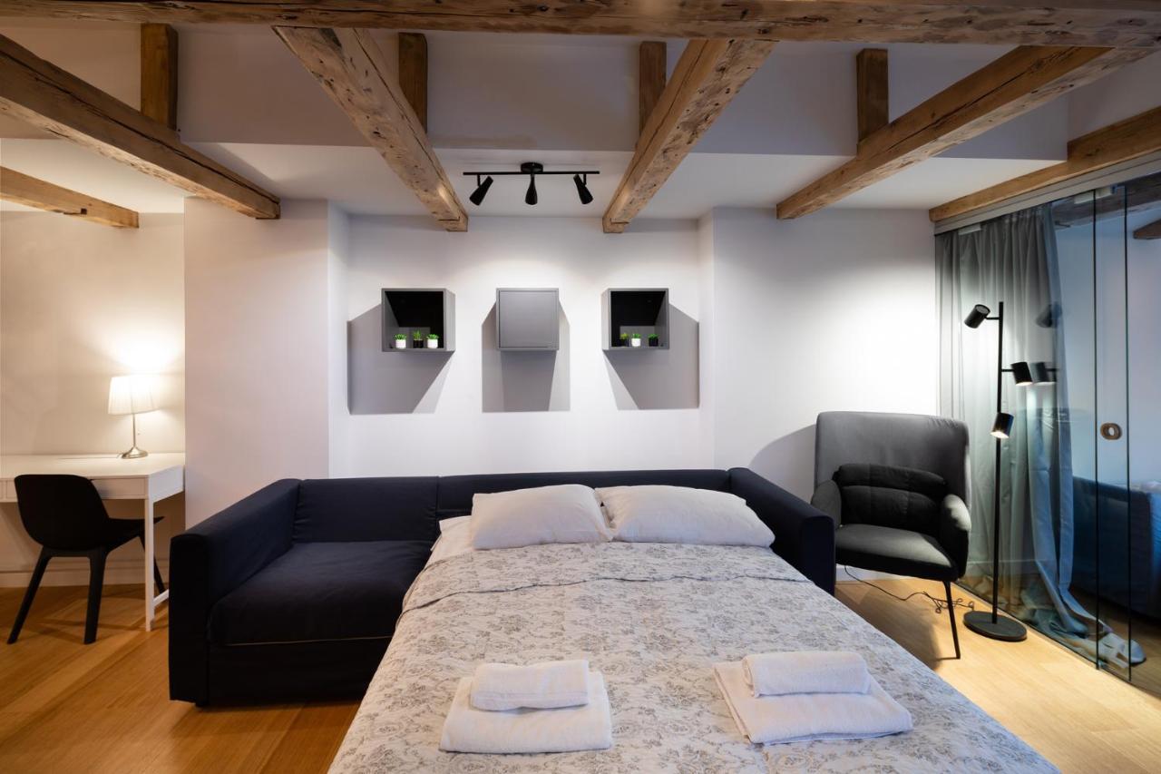 Merkela Loft Apartment Beside Vermanes Park 리가 외부 사진